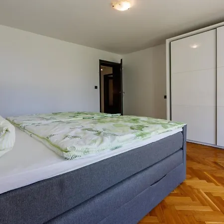 Apartment Stepusin *